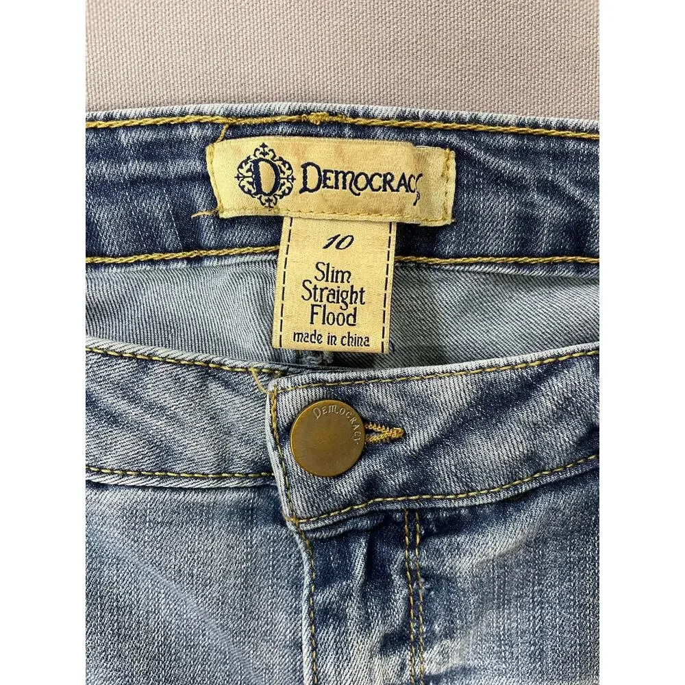 Democracy Slim Straight Flood Paisley Embroidered Cropped Jean Capris Size 10 - Picture 3 of 4
